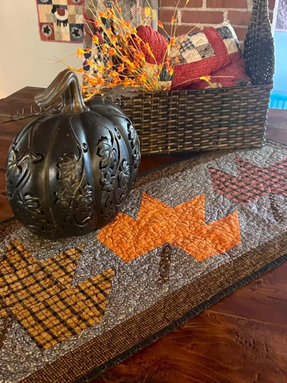 Handmade QUILT Fall Leaves Halloween Thanksgiving 18x43” BRAND NEW! OOAK